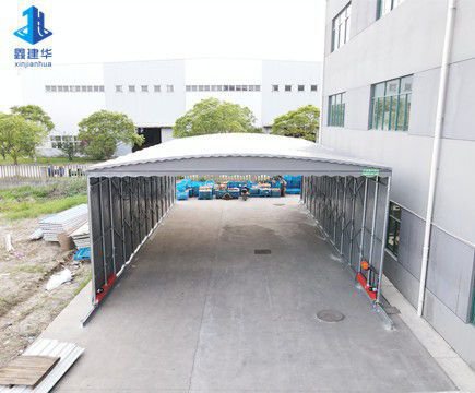 推拉雨棚